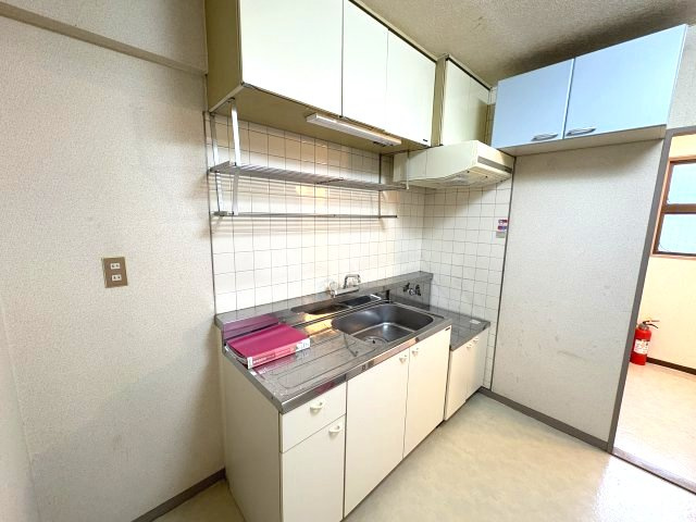 ユアーズマンションのキッチン|お料理しやすいキッチンです