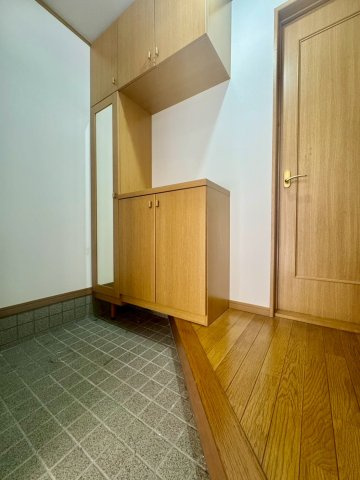 寝屋川市御幸東町の玄関