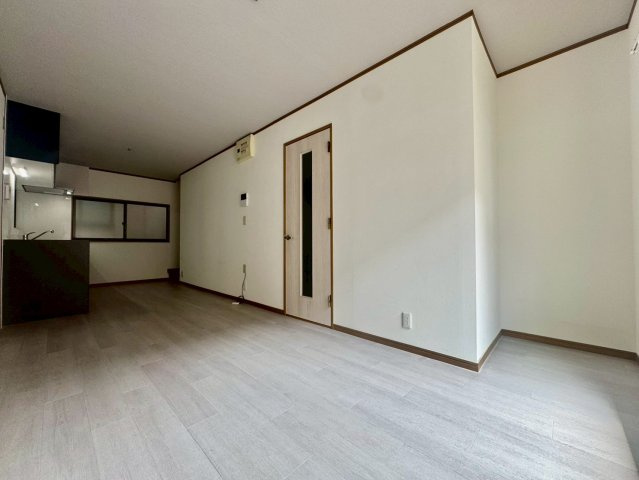 寝屋川市御幸東町の居間・リビング