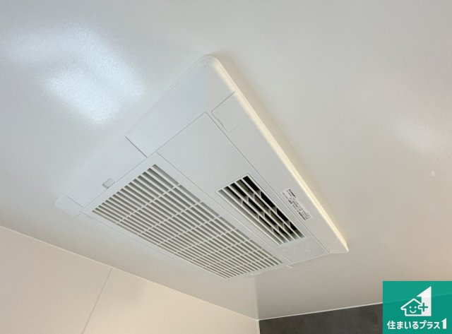 明石市東朝霧丘　第3期　新築一戸建ての冷暖房・空調設備|四季を通して快適なバスライフをお手伝いする浴室暖房乾燥機！浴室の乾燥・暖房・涼風・換気はもちろん、２４時間換気にも対応！