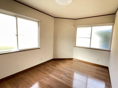 【居間・リビング】 | リブレリー平新田