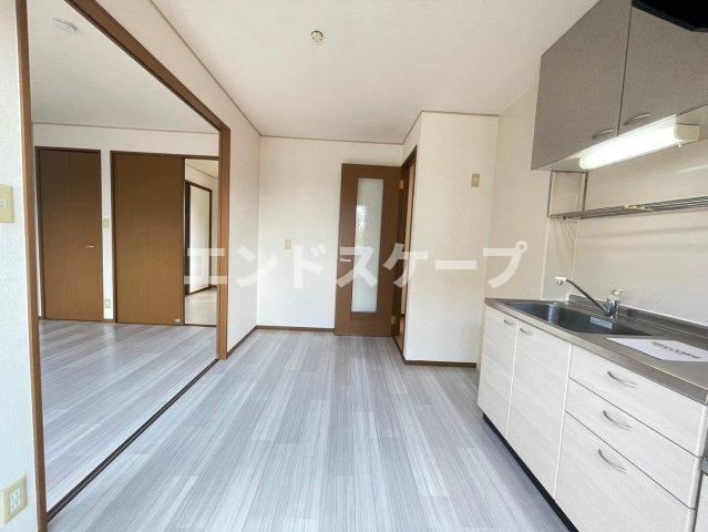 セレッソくらがの　Ｂの居間・リビング|高崎、前橋、伊勢崎エリアのお部屋探しはエンドスケープまで！お客様の理想お聞かせ下さい♪