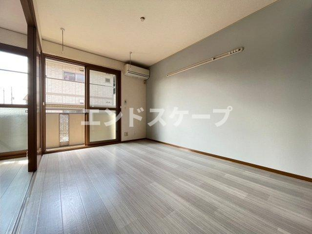 セレッソくらがの　Ｂの居間・リビング|高崎、前橋、伊勢崎エリアのお部屋探しはエンドスケープまで！お客様の理想お聞かせ下さい♪