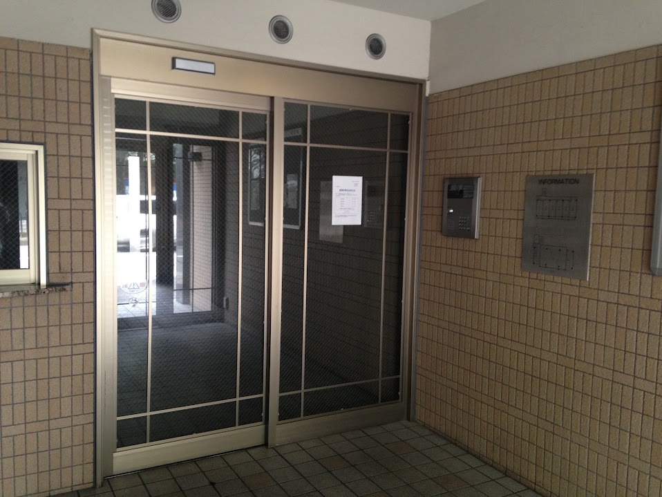 アクアリヴィエールのエントランス