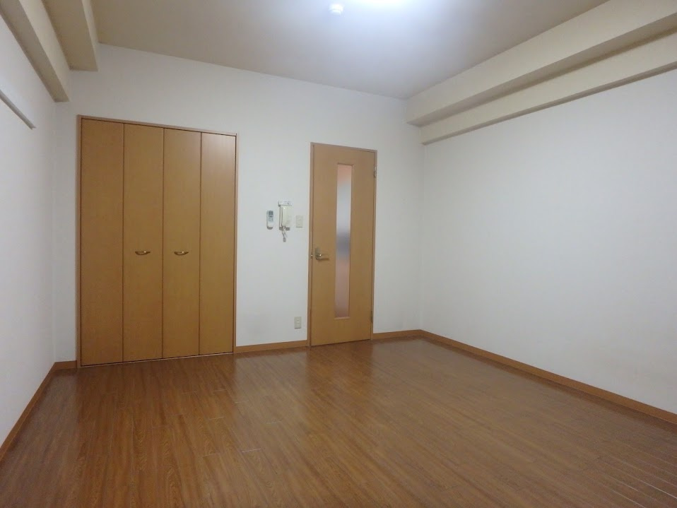 アクアリヴィエールの洋室