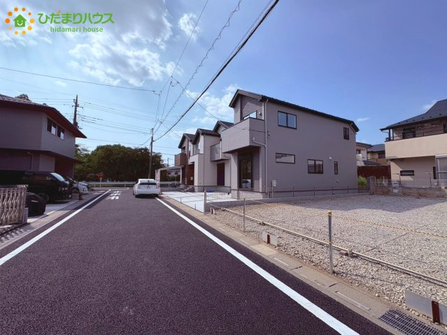 見沼区東大宮47期　新築戸建　Erde03の前面道路含む現地写真