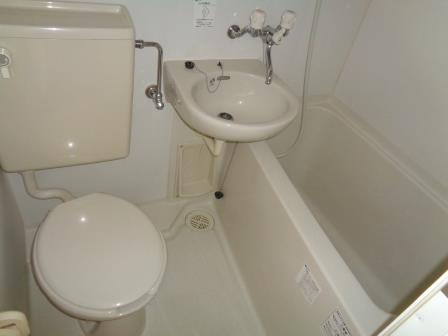 コーポアラカワの浴室