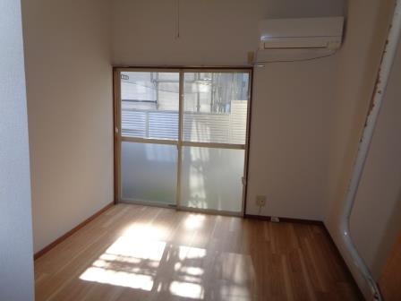 ステップ阿佐谷の居間・リビング