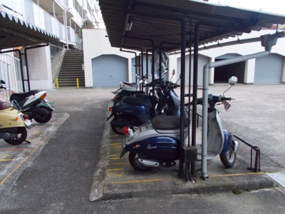 【その他共用部分】 | 日商岩井緑地公園マンション | バイク置場