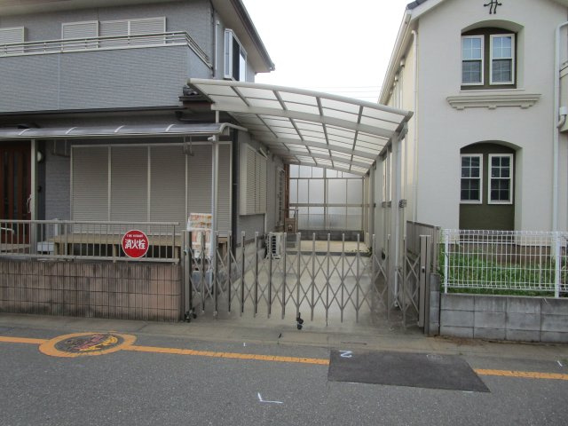 桶川市坂田西　中古戸建の駐車場