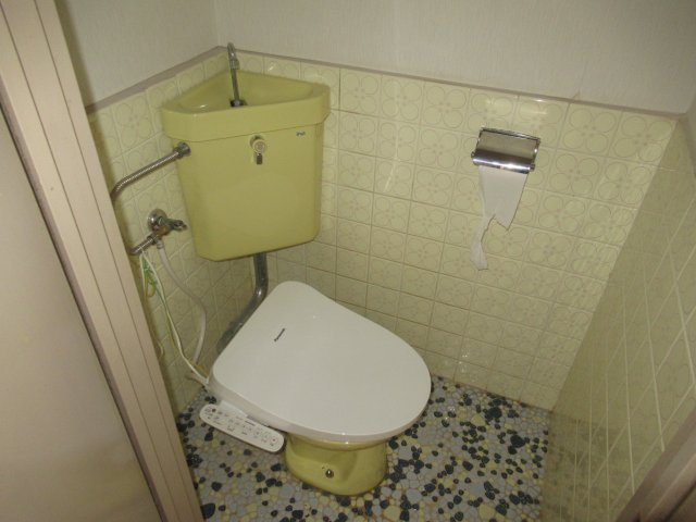 山崎ビルのトイレ|コンパクトで使いやすいトイレです