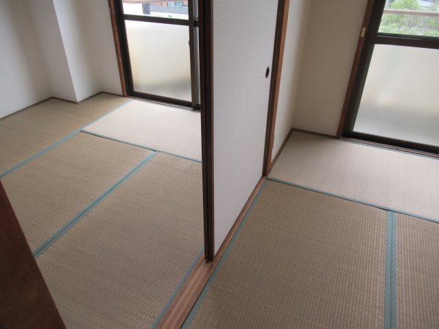 山崎ビルの内装