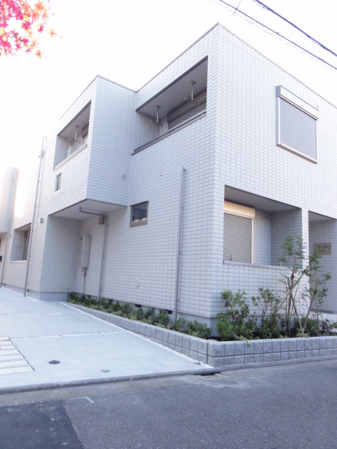 ベルク・ハウスの外観|2012年築　旭化成へーベルメゾン