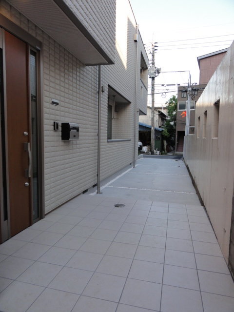 ベルク・ハウスのその他共用部分|アプローチ