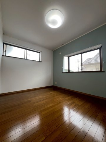 和歌山市直川戸建ての洋室