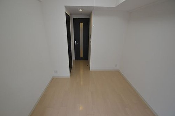 エステムプラザ神戸三宮ルクシアの居間・リビング