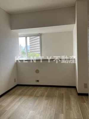 【洋室】 | メガロン御殿山 | コンパクトで使いやすい洋室です