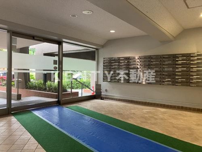 【ロビー】 | メガロン御殿山 | 建物の内部です