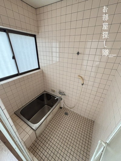 久留米市宮ノ陣町大杜のアパートの浴室