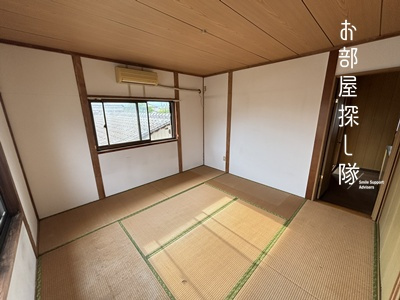 久留米市宮ノ陣町大杜のアパートの和室