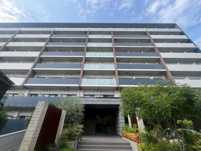 プレサンス淡路駅前