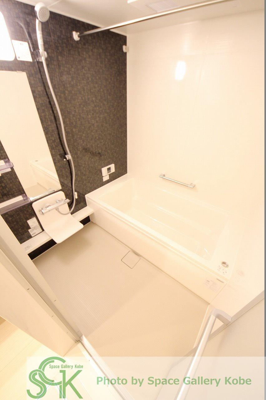 モアレ　オークラの浴室|※お部屋により仕様が異なる場合があります※