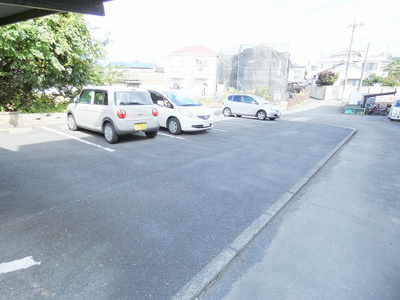 【駐車場】 | シャローリバーハイツ