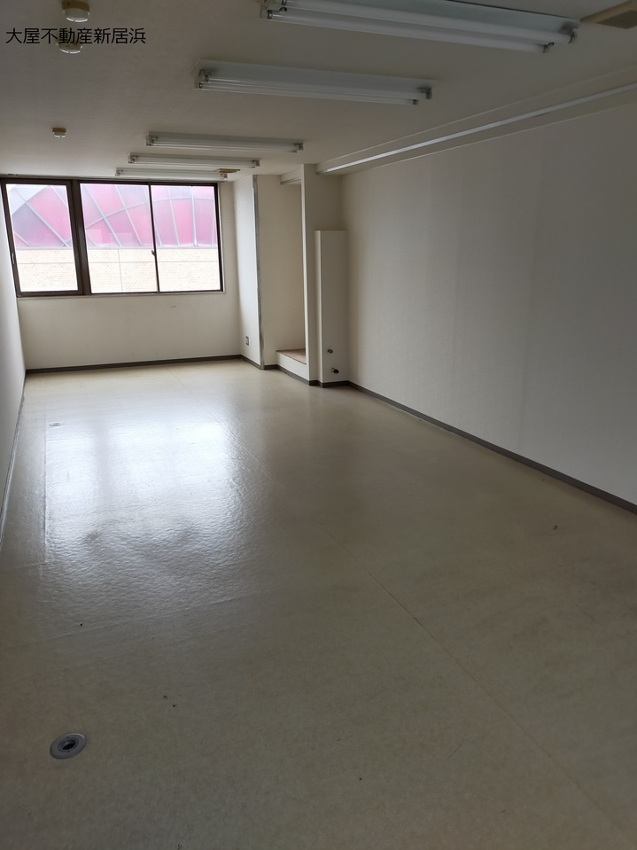 一宮町 　事業用 売ビル(建物全部)の内装