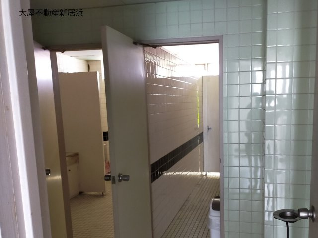 一宮町 　事業用 売ビル(建物全部)のトイレ
