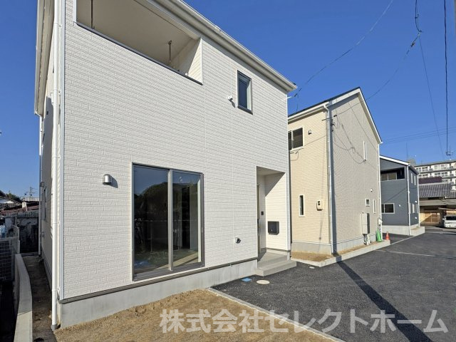 ★先着順販売受付開始！
耐震+制震の家 長者町：住宅性能取得物件：3号棟
◎住宅性能評価取得物件
◎価格への挑戦と性能にもこだわった家
◎西小学校まで徒歩16分
◎備後本庄駅徒歩10分