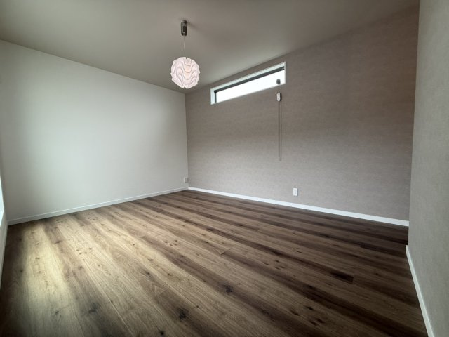 新築　南野1丁目の居間・リビング|家具の配置もしやすいシンプル設計