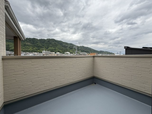 新築　南野1丁目のキッチン|家事をしていてもお子様の勉強を見守れます