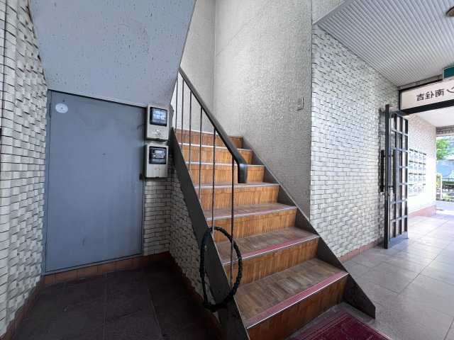 ライフマンション南住吉のエントランス