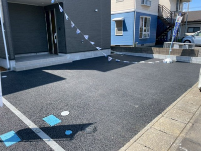 【駐車場】 | 旭市二8号棟 | 施工例：即日のご見学も可能です。お気軽に0476-37-3888までお問合せ下さい。