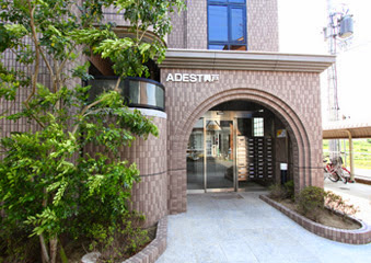 ADEST興戸のエントランス
