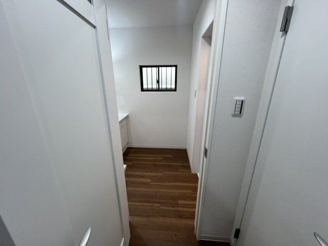 【脱衣所】 | 中野新町中古戸建 | 脱衣場です