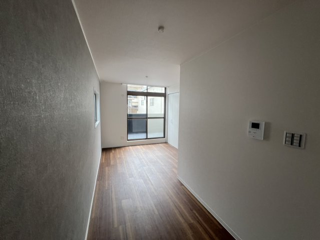 【居間・リビング】 | 中野新町中古戸建 | キレイな内装です