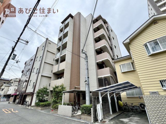 Azalea住吉の外観