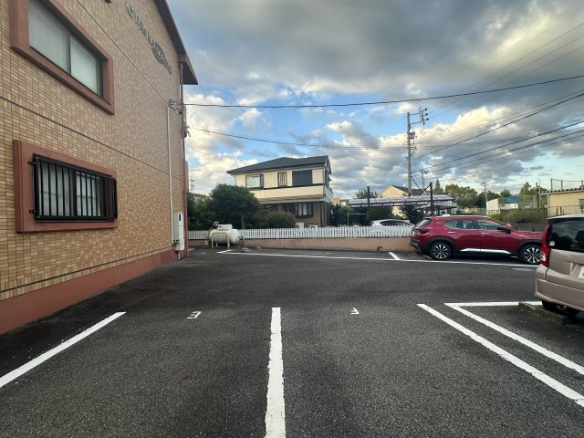 Ｍ’ｓ　ＫＡＩＫＡＲＥＮⅡの駐車場