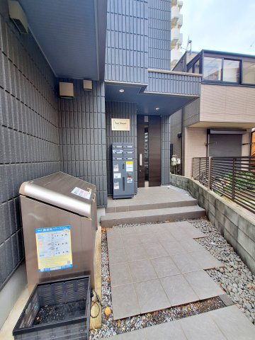 Tiede Familleのエントランス