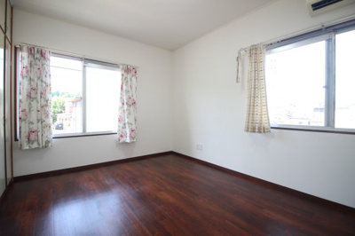 【洋室】 | 妹尾店舗付き住宅