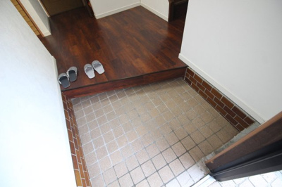 【玄関】 | 妹尾店舗付き住宅