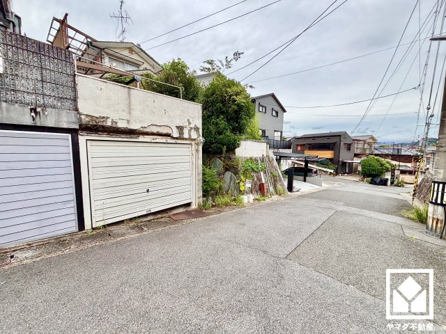 伏見区深草大亀谷万帖敷町の前面道路含む現地写真