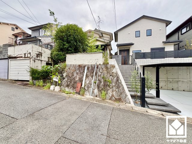 伏見区深草大亀谷万帖敷町の外観