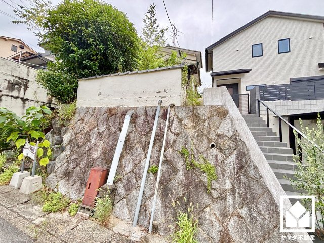 伏見区深草大亀谷万帖敷町の外観