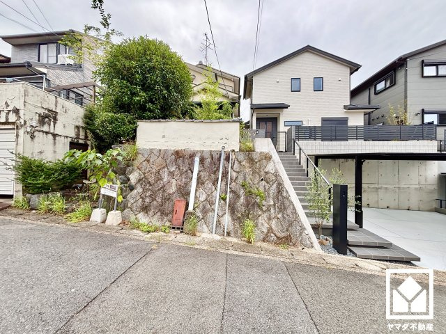 伏見区深草大亀谷万帖敷町の外観