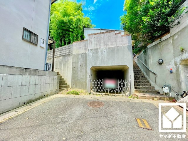 伏見区深草鞍ケ谷の外観