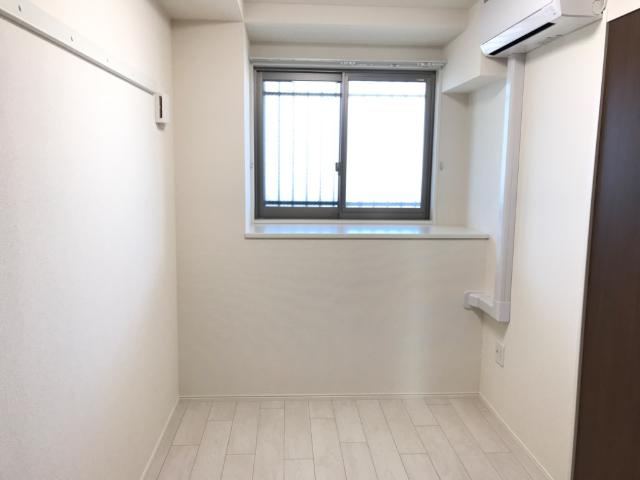 コンフェティの内装|洋室