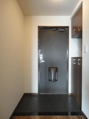 コンフォース２１の玄関|玄関