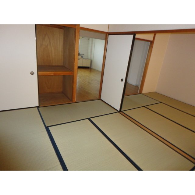 ハインスハイムⅡの内装